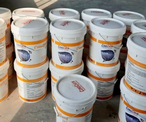 Bảo dưỡng nền bê tông bằng Liquid Hardener ConsHard