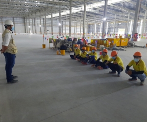 Project: Lixil Phase 2 - 50.000 m2: - Liquid Hardener + Epoxy Coating.